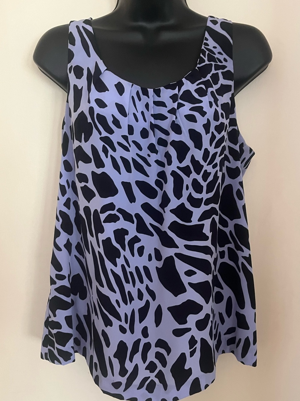 Dana Buchman Lavender and Black Animal-Print Sleeveless Tank